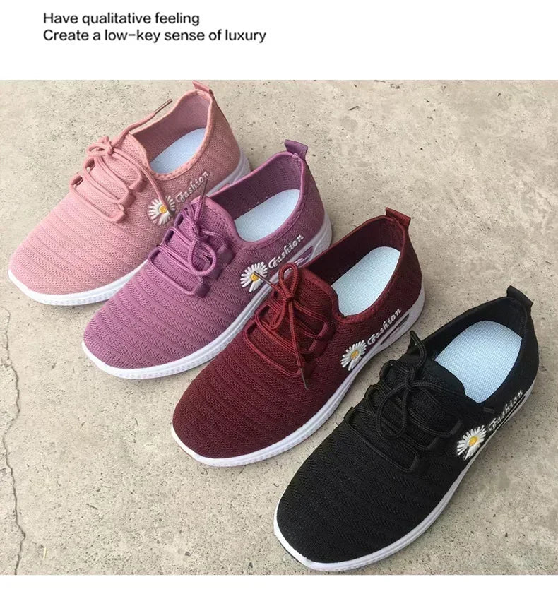 Women's Casual Sports Shoes Autumn Style Lace-Up True Fly Weaving Cloth Little Daisy Pattern Comfortable Walking Flats