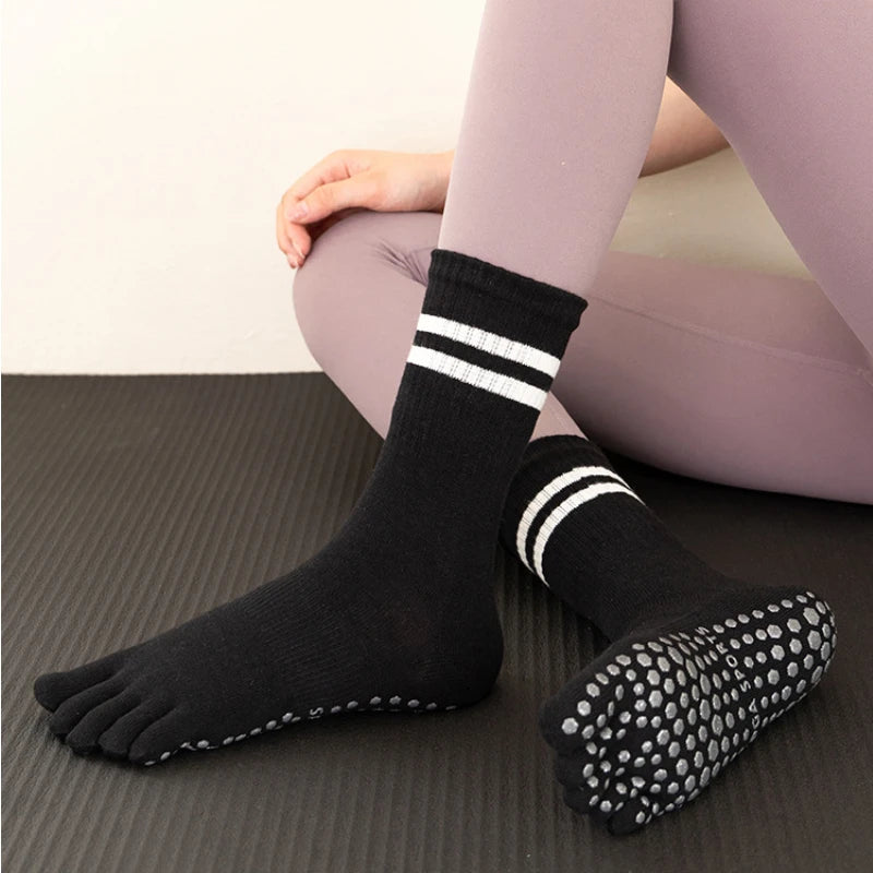 Five Toes Yoga Socks Women Casual Striped Indoor Floor Dance Sports Socks Cotton Breathable Non-slip Gym Fitness Pilates Socks