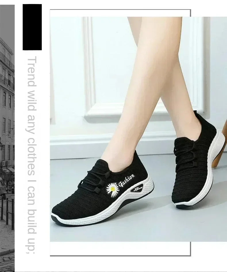 Women's Casual Sports Shoes Autumn Style Lace-Up True Fly Weaving Cloth Little Daisy Pattern Comfortable Walking Flats