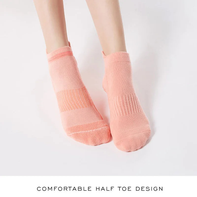 Non Slip Grip Yoga Socks Anti-Skid Slipper Barre Socks Sticky Socks for Yoga Pilates Barre Home Workout Sports