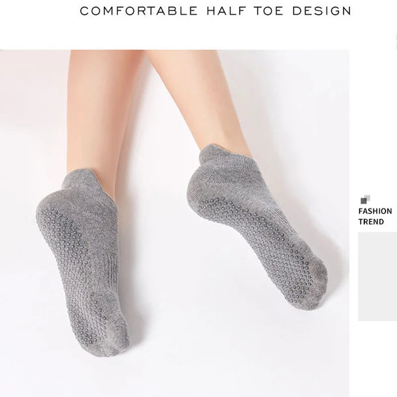 Non Slip Grip Yoga Socks Anti-Skid Slipper Barre Socks Sticky Socks for Yoga Pilates Barre Home Workout Sports