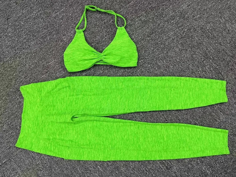 Eye Catching Yoga Set for Women 2PCS with Shorts Crop Top Sports Bra Gym Fitness Tracksuit for Running