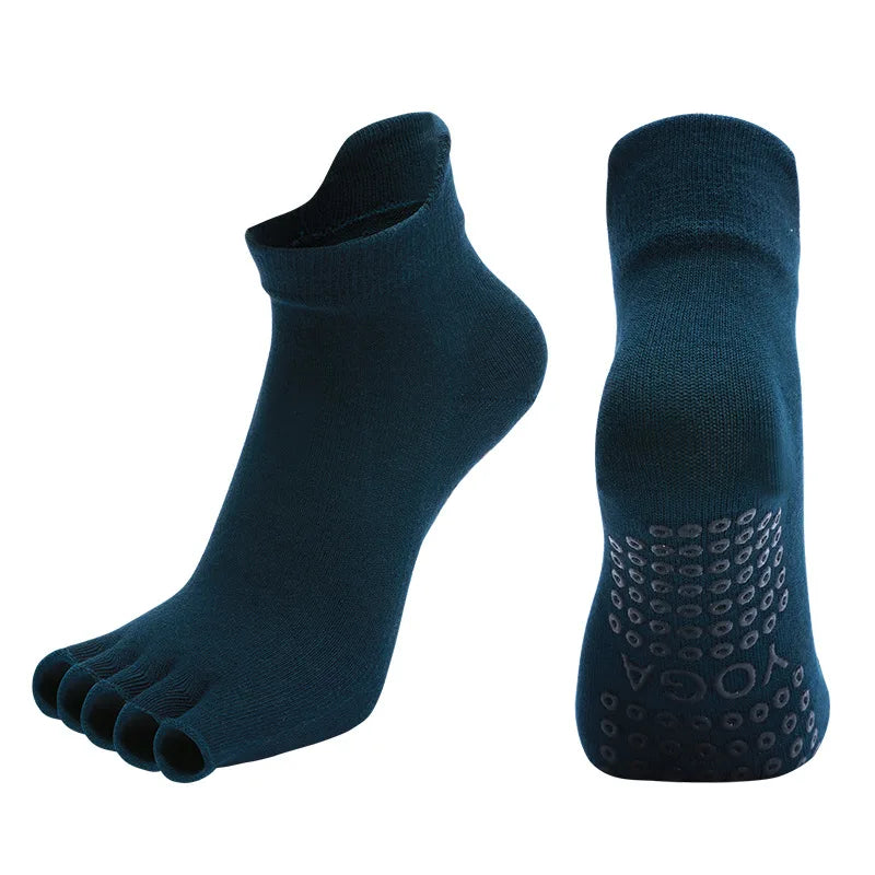 Breathable Cotton Yoga Socks with Anti-Slip Silicone Grip for Fitness Ballet Dance Gym Pilates Open Toe Five Finger Design