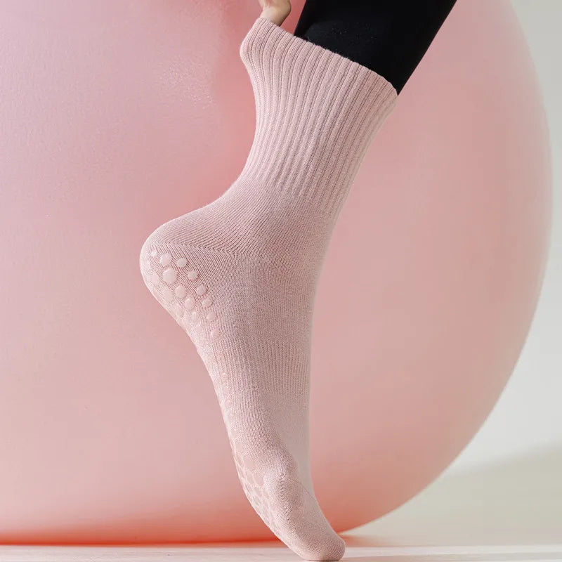 Indoor Dance Gymnastic Training Pilates Yoga Socks Solid Color Mid Calf Fitness Non-slip Silicone Socks for Sports